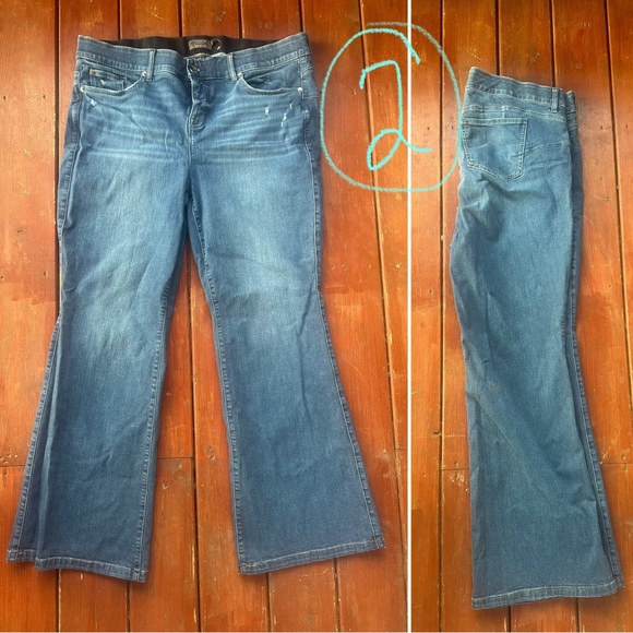 Torrid Bombshell Premium Stretch High Rise 22T - Picture 1 of 2